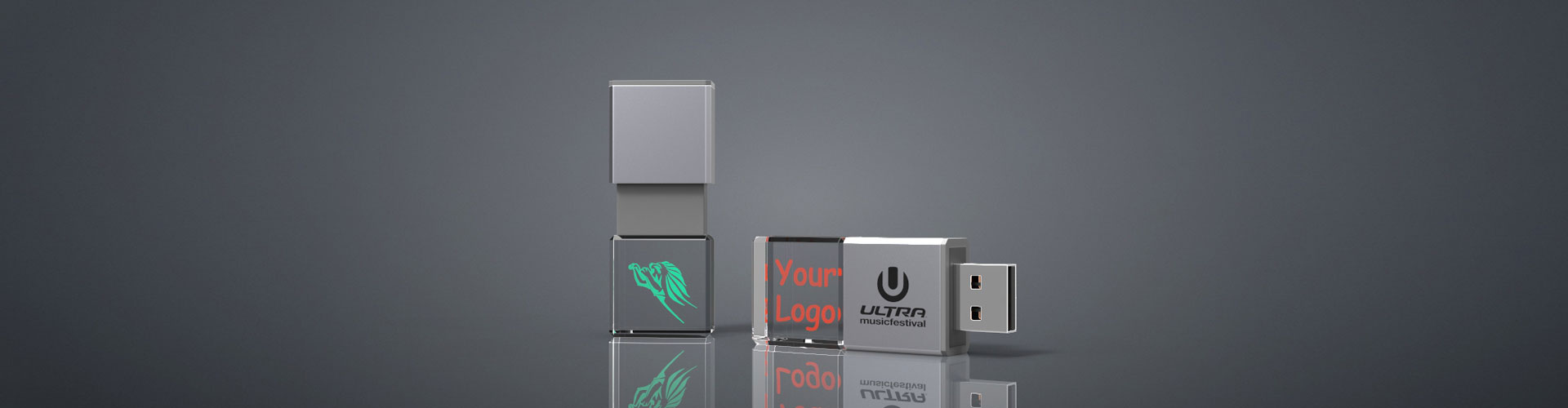 Zwei Crystal USB Sticks Slide aus Glas mit Deckel und Gravur
